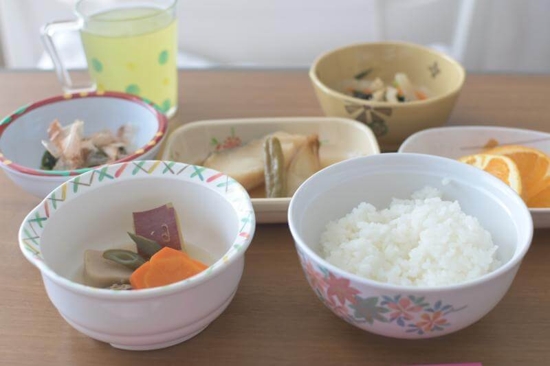 特色４ 給食はメニューづくりから